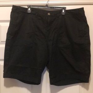 Black midi shorts
